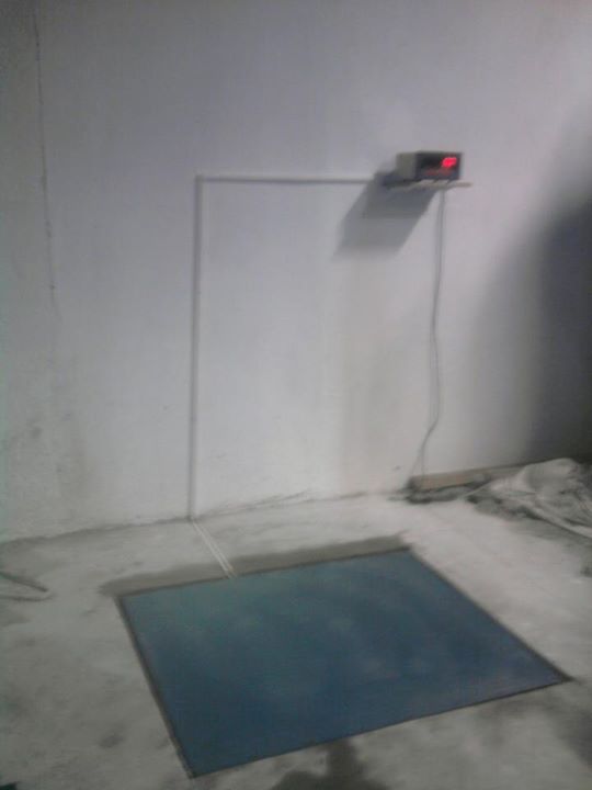 Weight Scale 7x5 feet at work